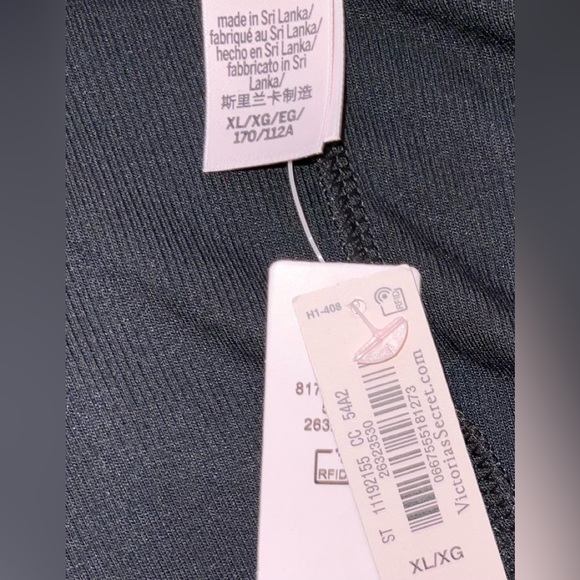 NWT VS STRETCHY SOFT NIGHTY - Picture 5 of 7